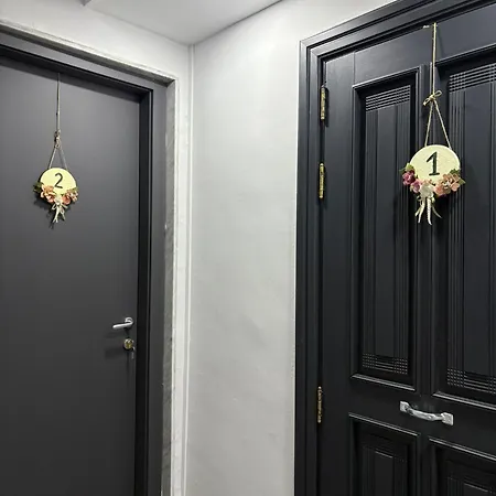 Etnamia Apartment *